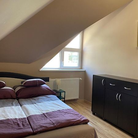 Korall Apartman Balatonfůzfő Exteriör bild