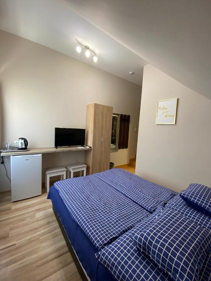 Korall Apartman Balatonfůzfő Exteriör bild