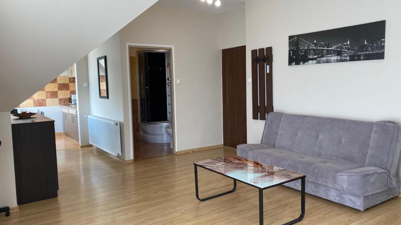 Korall Apartman Balatonfůzfő Exteriör bild