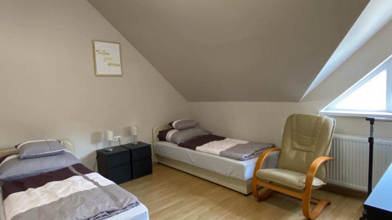 Korall Apartman Balatonfůzfő Exteriör bild