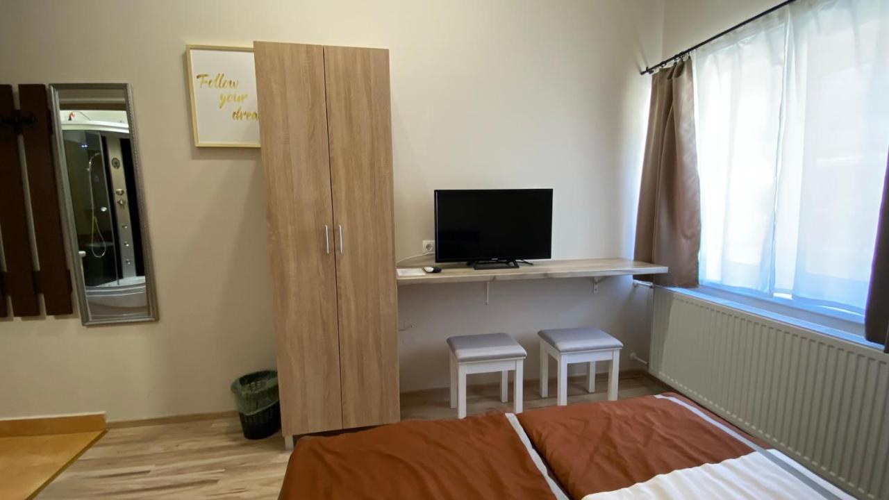 Korall Apartman Balatonfůzfő Exteriör bild