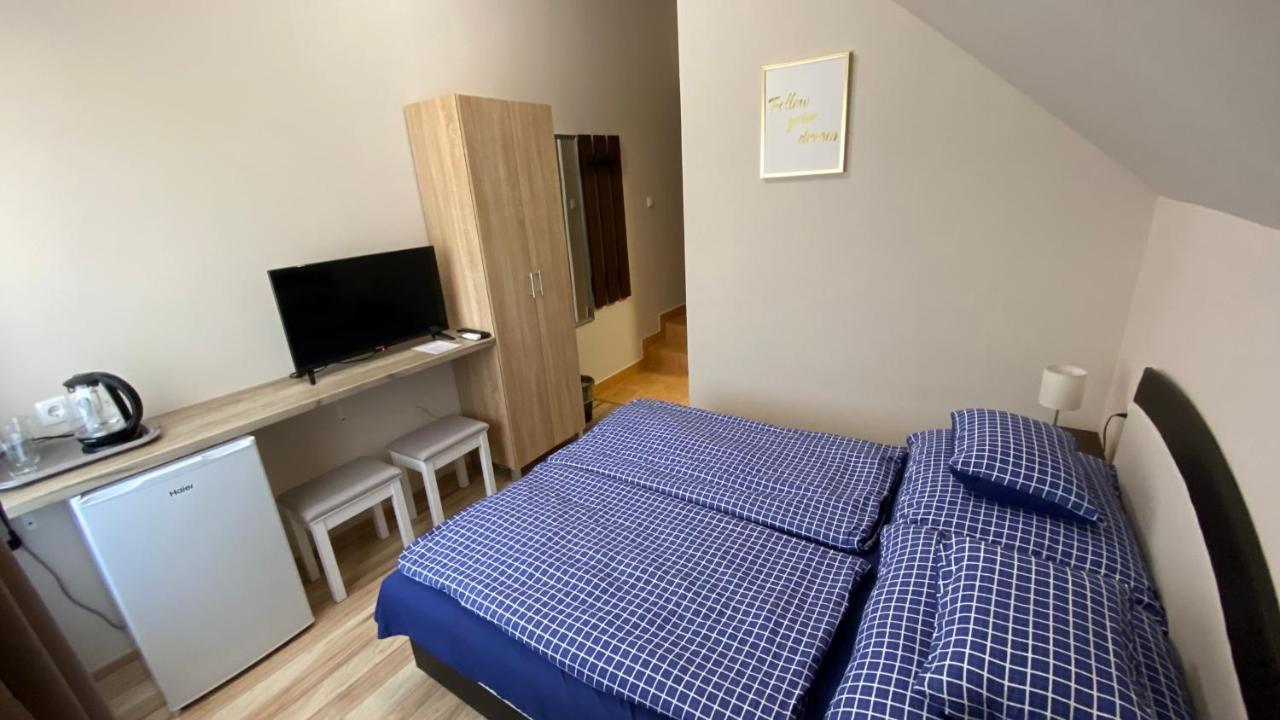 Korall Apartman Balatonfůzfő Exteriör bild