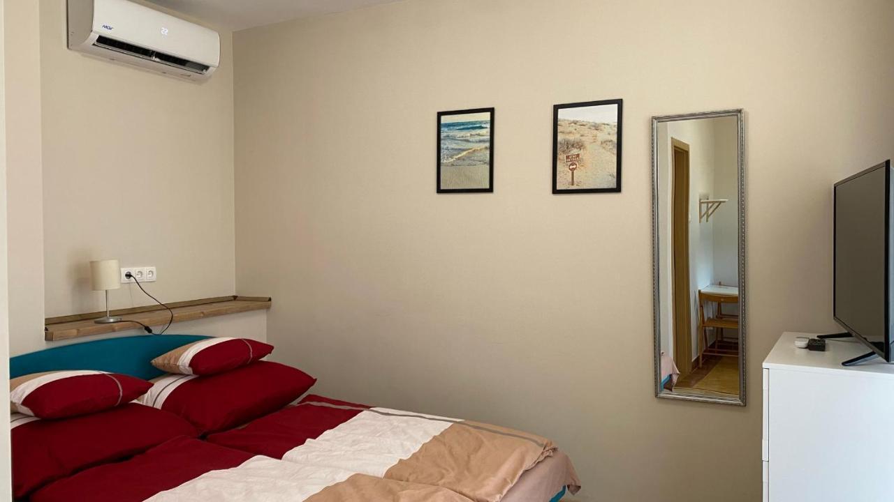 Korall Apartman Balatonfůzfő Exteriör bild