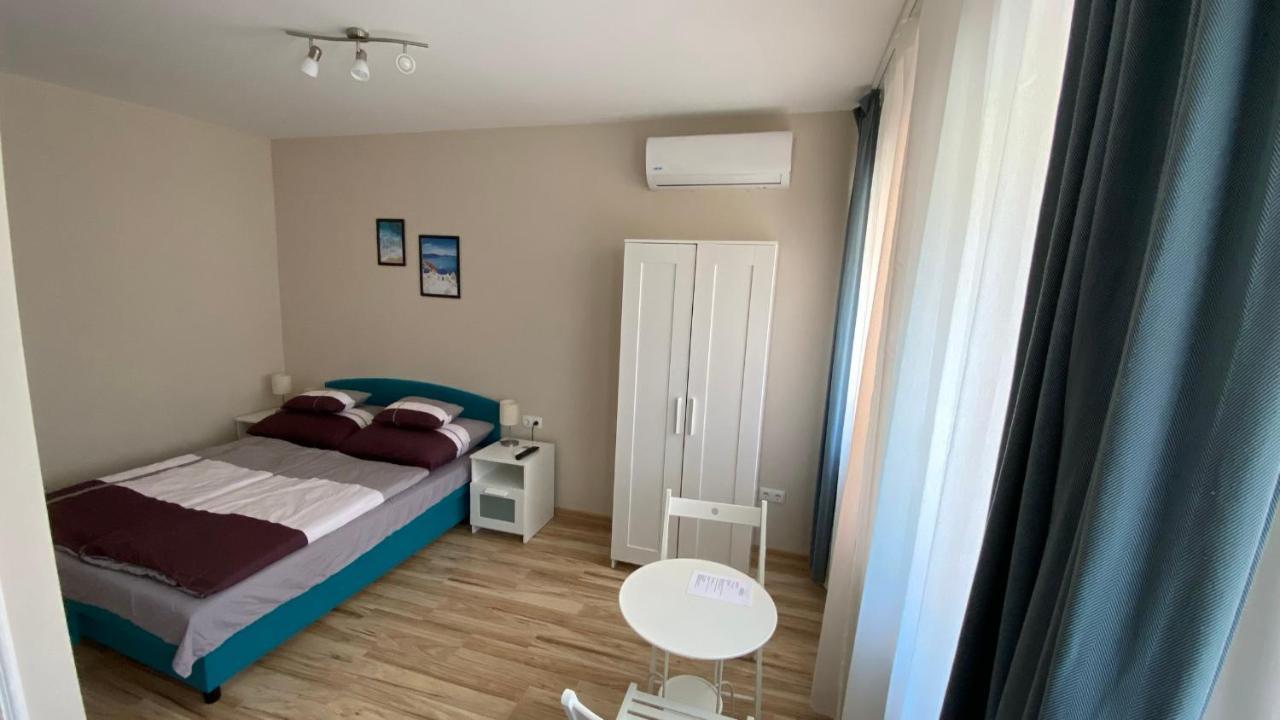 Korall Apartman Balatonfůzfő Exteriör bild