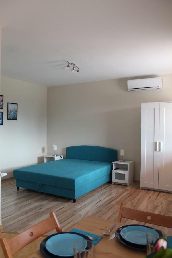 Korall Apartman Balatonfůzfő Exteriör bild