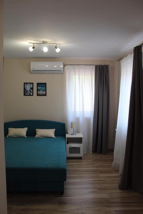 Korall Apartman Balatonfůzfő Exteriör bild